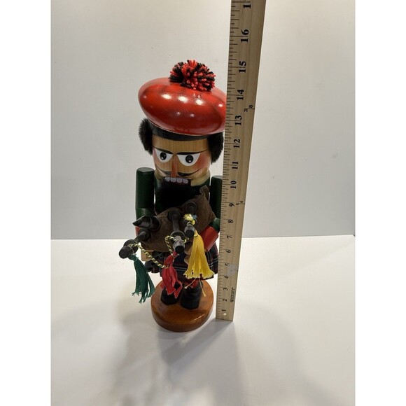 Vintage German Steinbach Chubby Scottish Bagpiper Nutcracker Christmas 15" - Picture 11 of 12